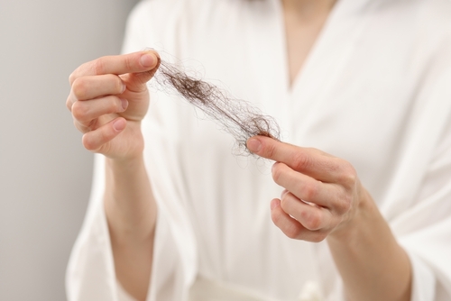 female hair fall treatment in thane